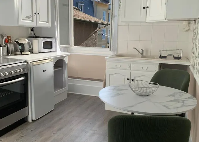 Pyrene Holidays - Heracles - Locations Cure Thermale Et Voyage A De Bigorre Баньер-де-Бигор